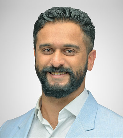 Portrait photo of  Ebrahim Zakaria 